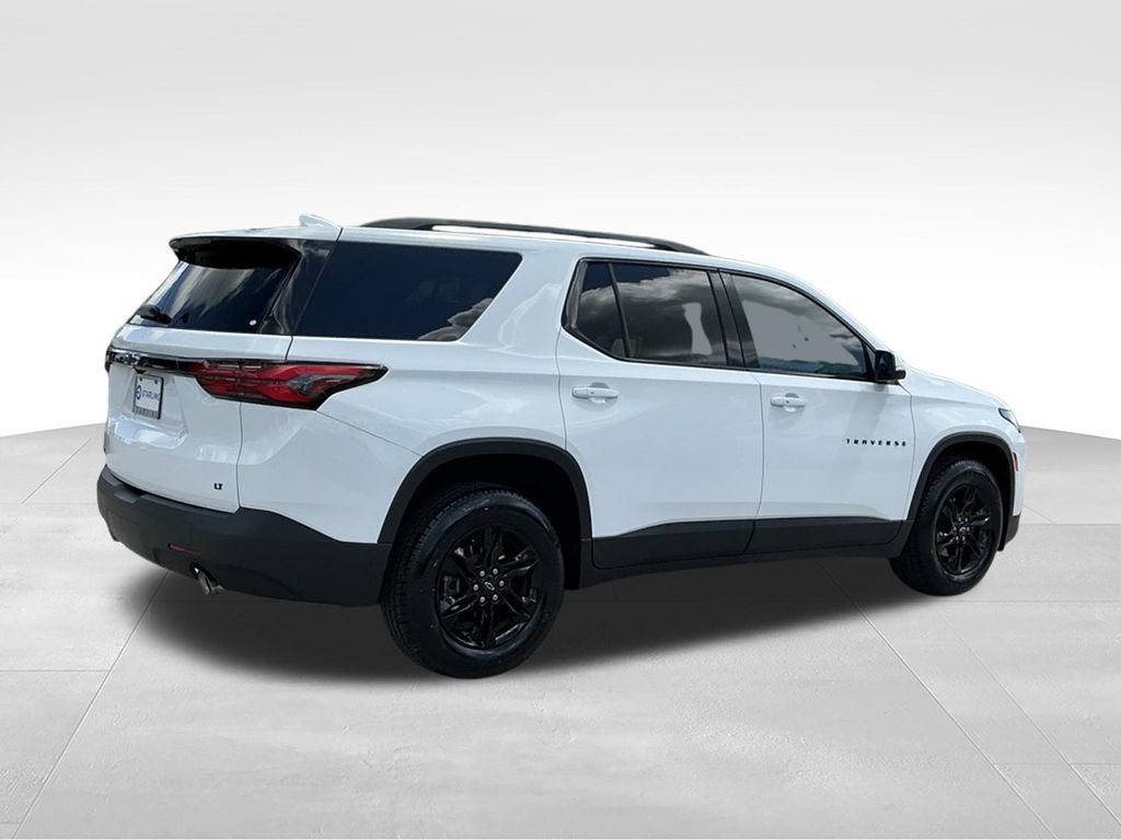 Used 2023 Chevrolet Traverse LT FWD image 12