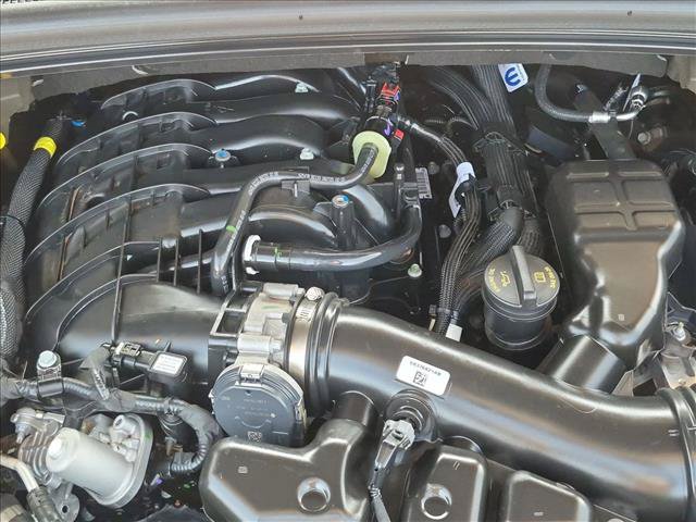 Used 2025 Jeep Grand Cherokee 4WD image 23