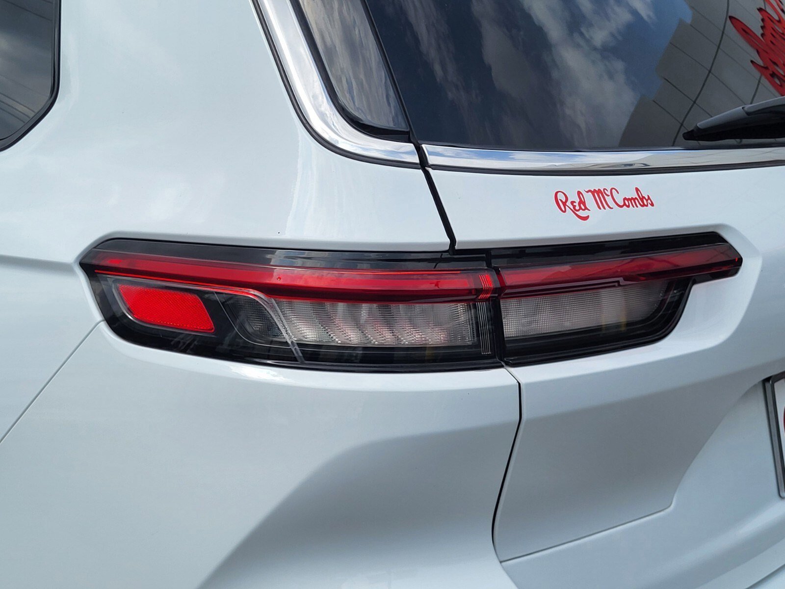 Used 2025 Jeep Grand Cherokee L Laredo image 10