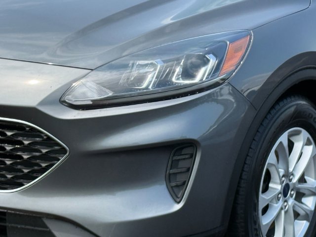 Certified 2021 Ford Escape SE w/ Cold Weather Package FWD image 14
