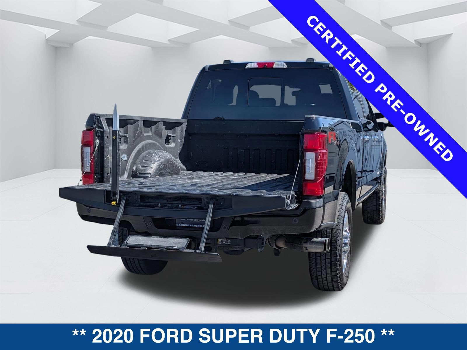 Certified 2020 Ford F250 Platinum w/ FX4 Off-Road Package image 5