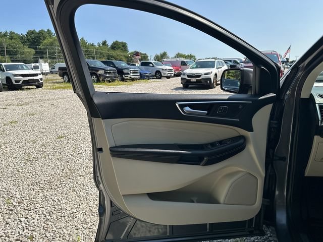 Certified 2024 Ford Edge Titanium w/ Equipment Group 301A AWD/4WD image 28