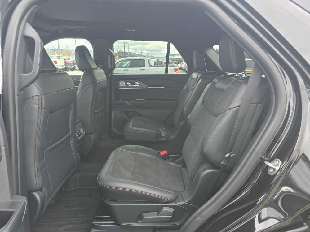 Certified 2026 Ford Explorer ST w/ Sun And Sound Package image 16