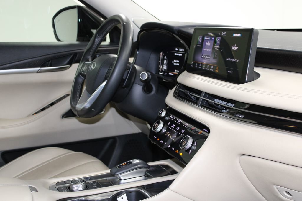 Used 2023 INFINITI QX60 Sensory w/ Cargo Package image 34