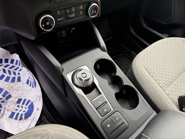 Certified 2021 Ford Escape SE w/ SE Sport Appearance Package FWD image 22