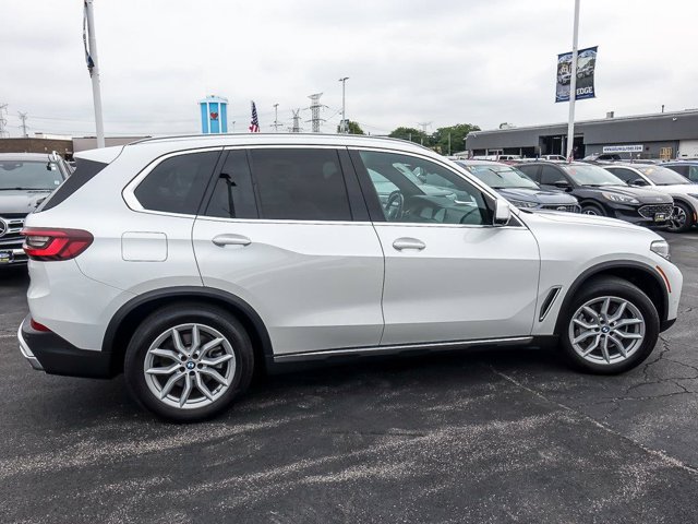 Used 2023 BMW X5 xDrive40i w/ Premium Package AWD/4WD image 11