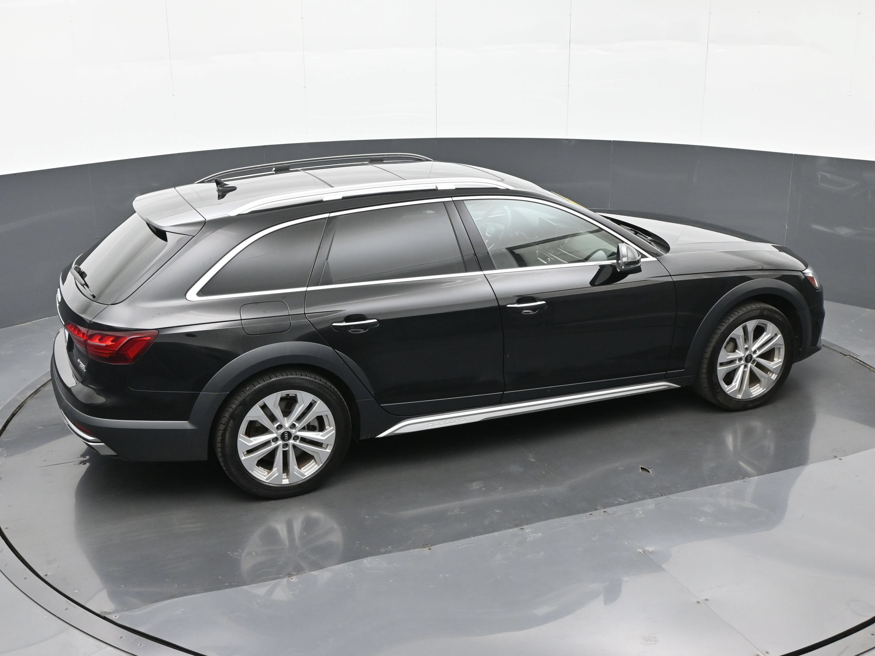 Used 2023 Audi A4 2.0T allroad Premium Plus w/ Premium Plus Package AWD/4WD image 30