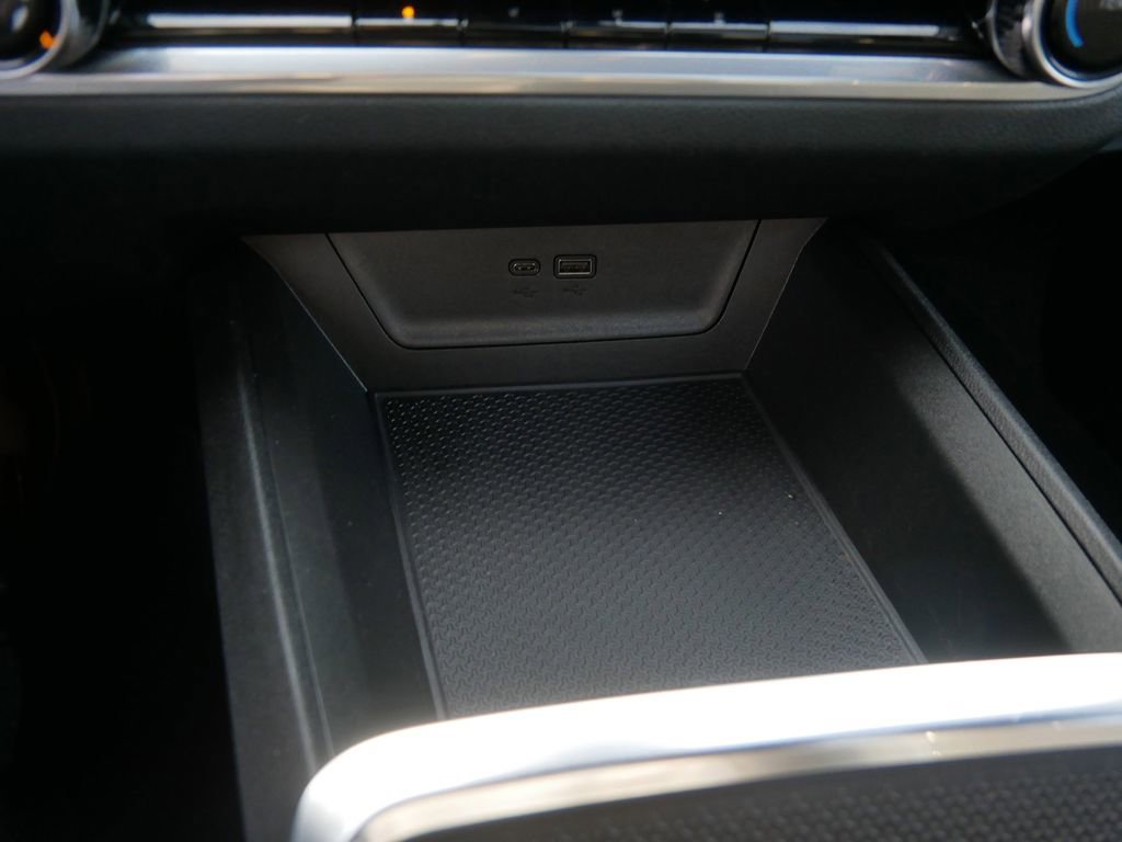 Used 2025 Chevrolet Equinox LT image 24