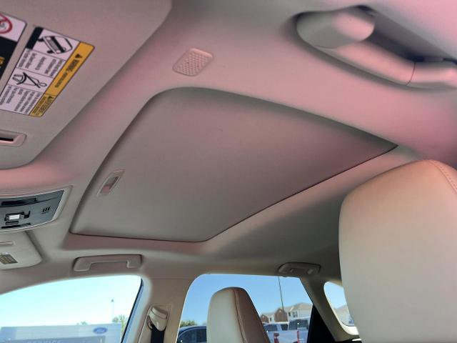 Used 2022 Lexus RX 350L Luxury image 13