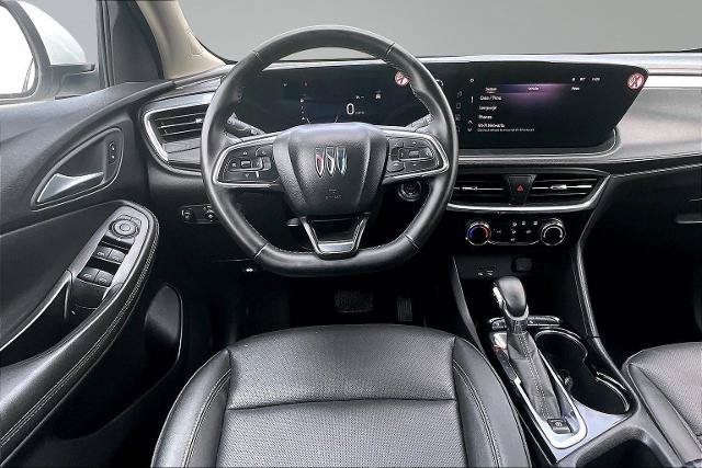 Used 2024 Buick Encore GX Sport Touring FWD image 5
