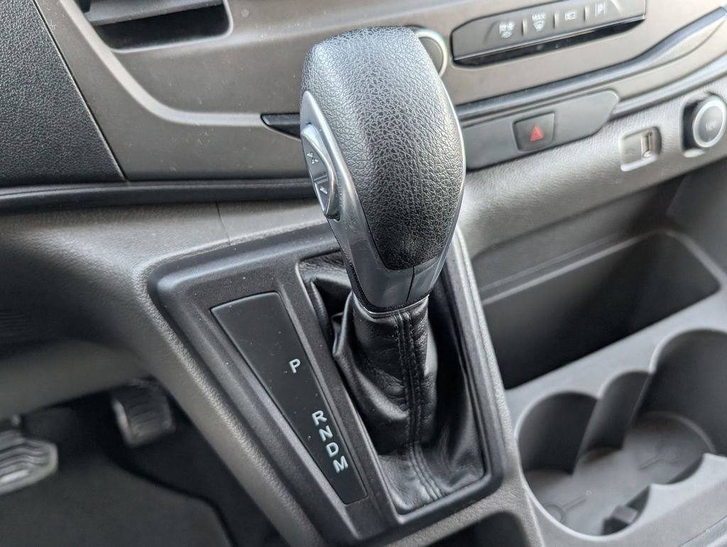 Certified 2022 Ford Transit 350 XLT RWD image 32