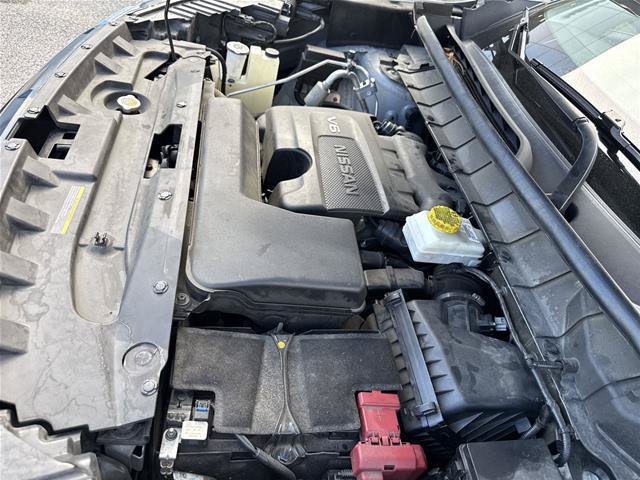 Used 2022 Nissan Pathfinder SL FWD image 32
