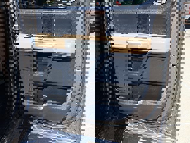 Certified 2022 Ford F250 Lariat w/ Lariat Value Package image 20