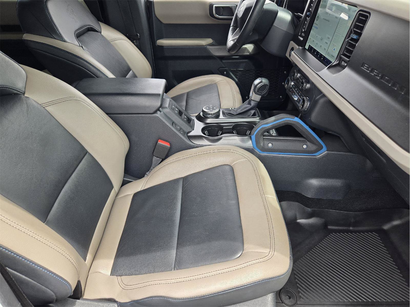 Certified 2022 Ford Bronco Wildtrak AWD/4WD image 14