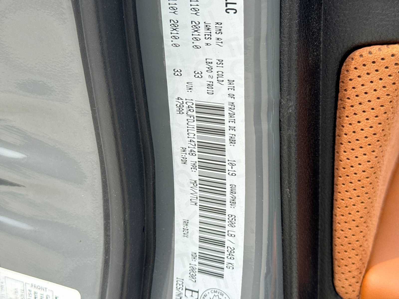 Used 2020 Jeep Grand Cherokee SRT w/ Trailer Tow Group IV AWD/4WD image 37