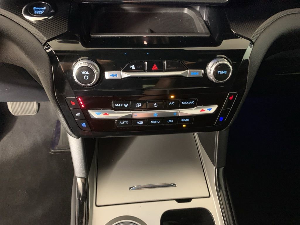 Certified 2024 Ford Explorer ST AWD/4WD image 27