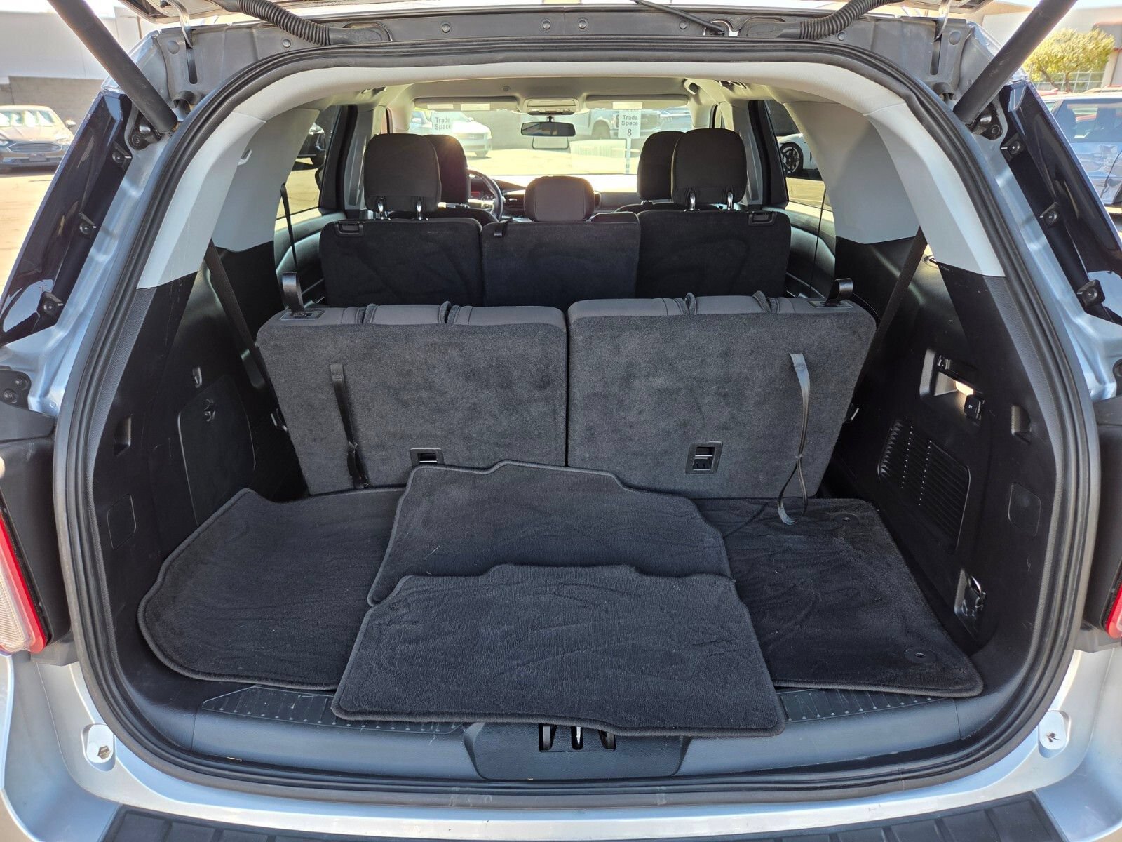 Certified 2021 Ford Explorer XLT RWD image 14