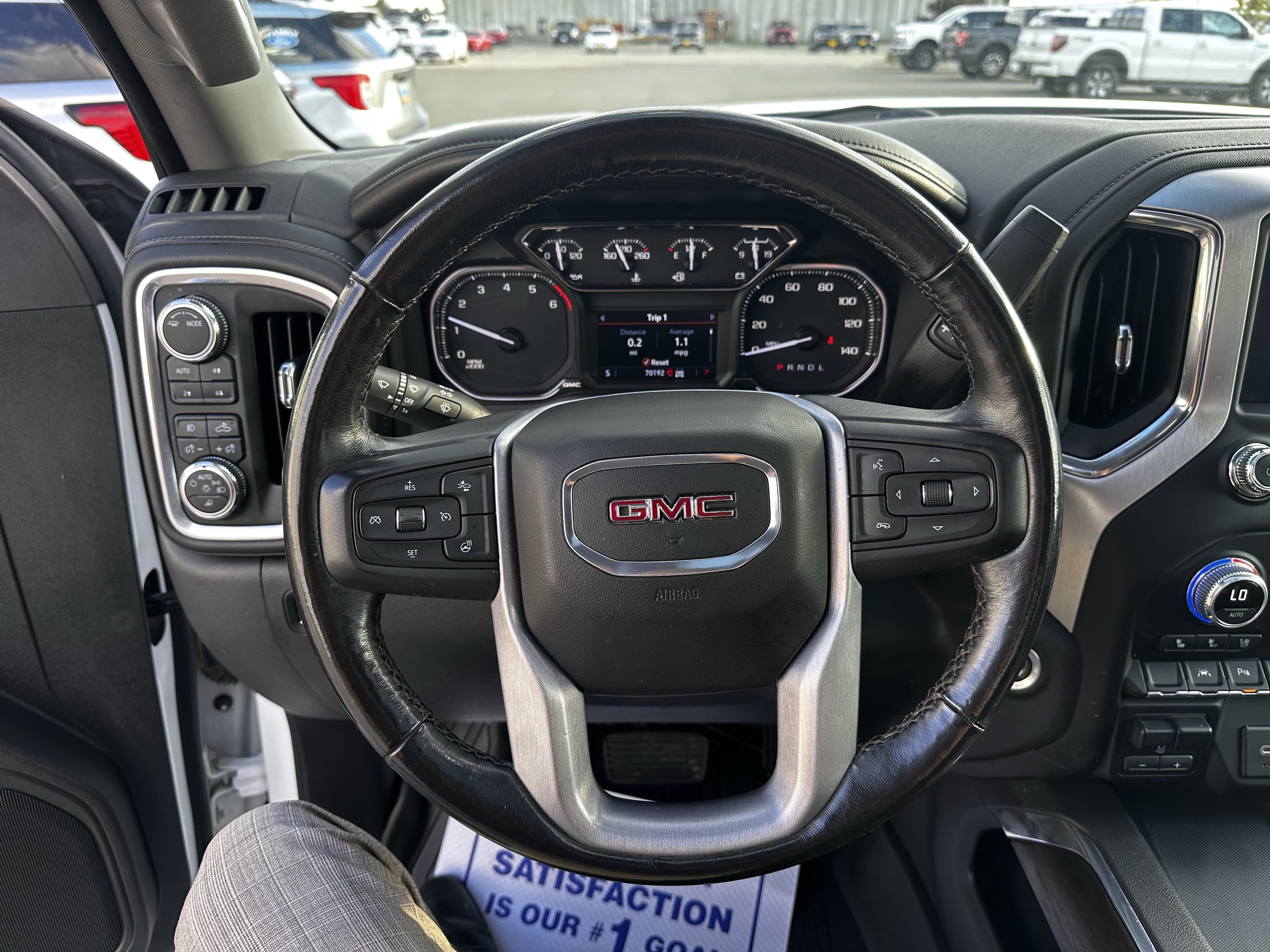 Used 2022 GMC Sierra 1500 SLT w/ SLT Premium Plus Package AWD/4WD image 14