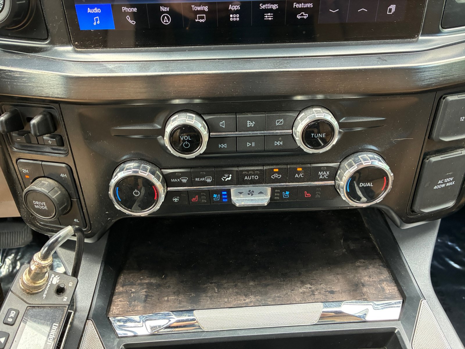 Certified 2024 Ford F250 Lariat w/ Lariat Ultimate Package AWD/4WD image 30