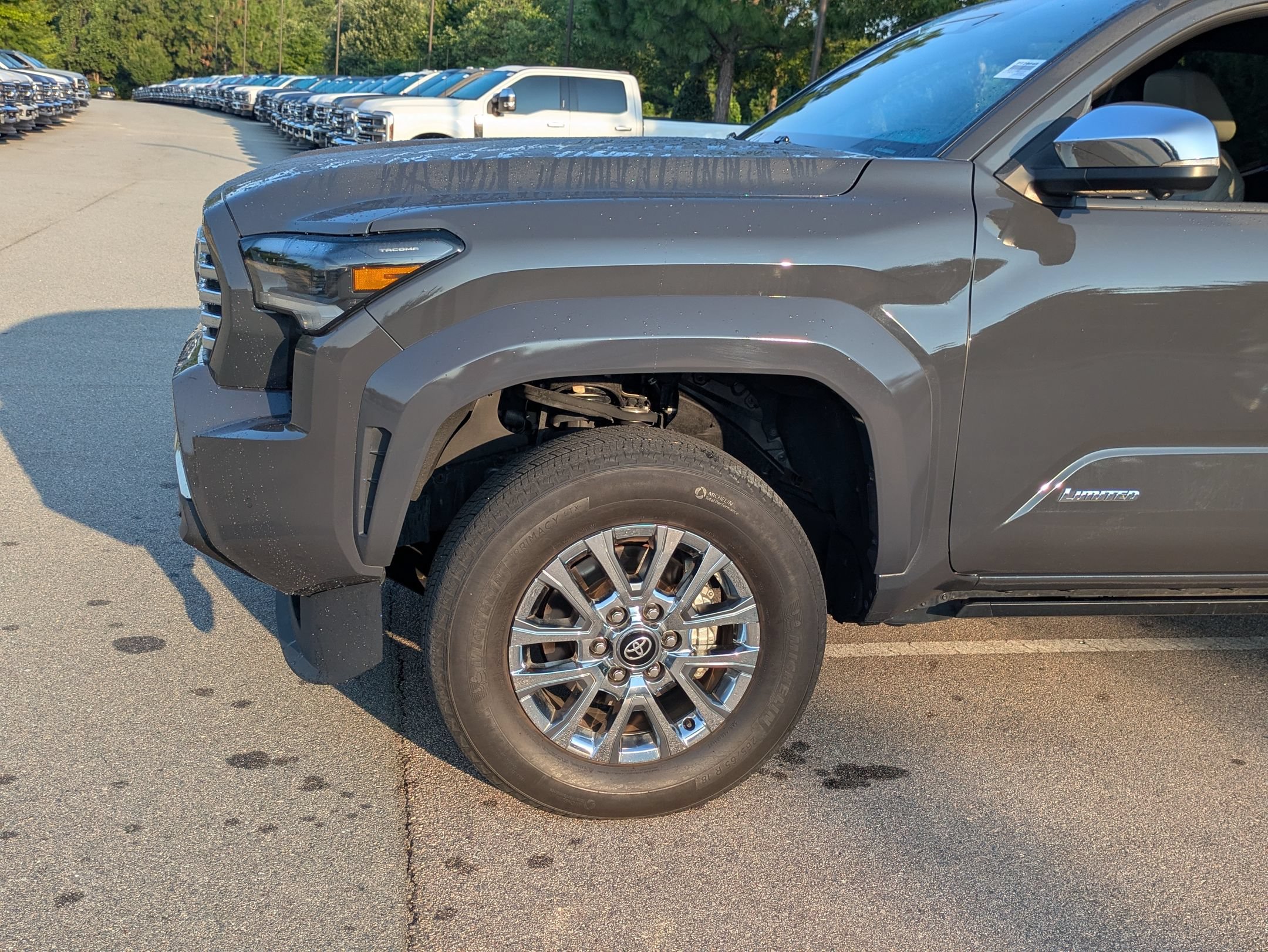 Used 2024 Toyota Tacoma Limited w/ Limited Package (LT) AWD/4WD image 11