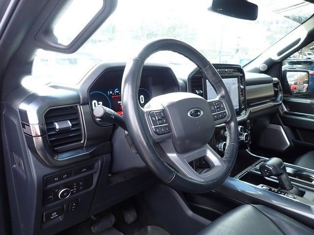 Certified 2022 Ford F150 Lariat w/ Equipment Group 502A High image 16