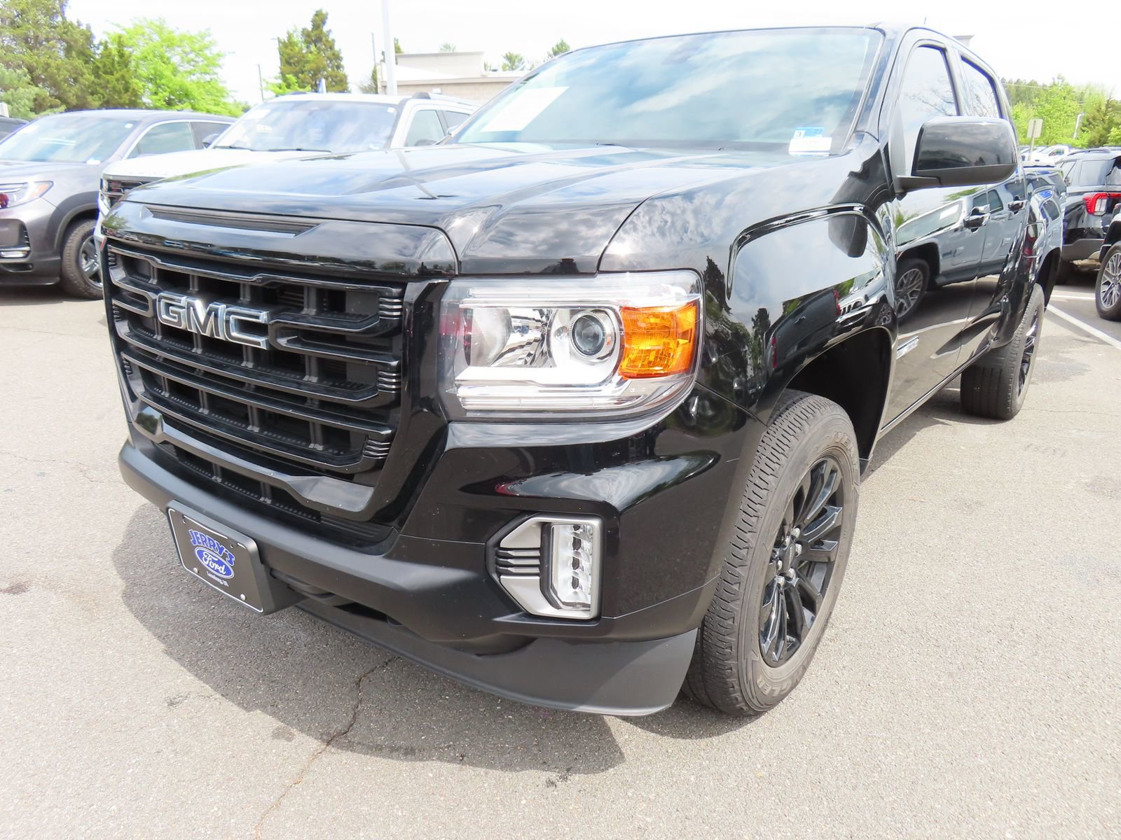 Used 2022 GMC Canyon Elevation w/ Elevation Premium Package AWD/4WD image 8