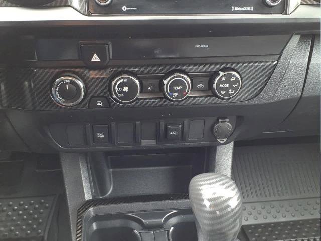 Used 2022 Toyota Tacoma SR AWD/4WD image 28
