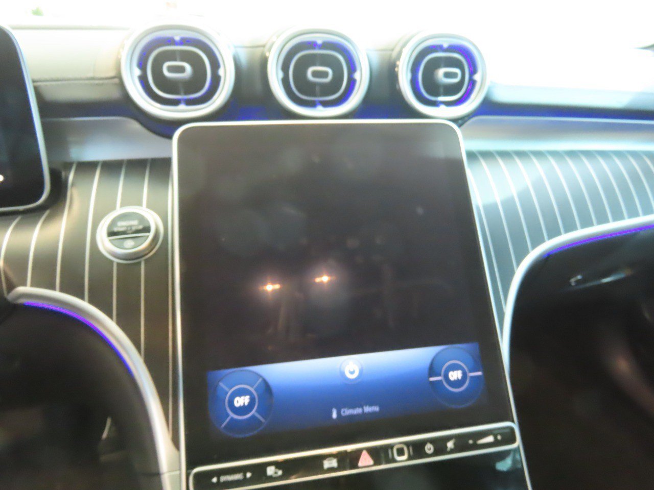 Used 2023 Mercedes-Benz C 300 Sedan image 28