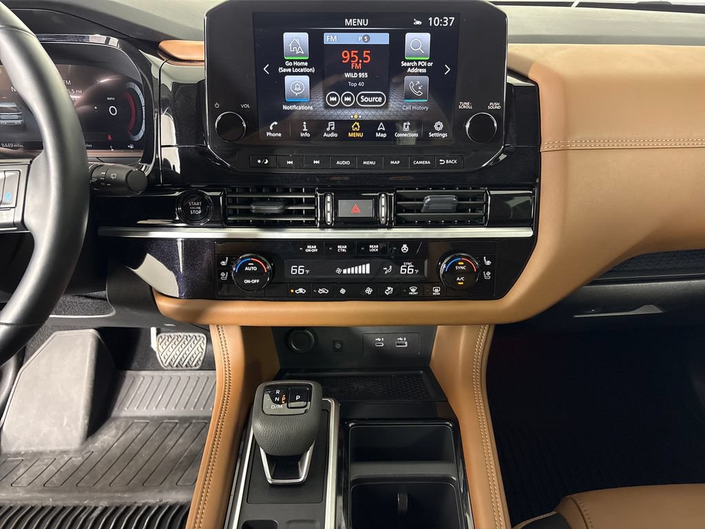 Used 2025 Nissan Pathfinder Platinum w/ Black Appearance Package FWD image 29