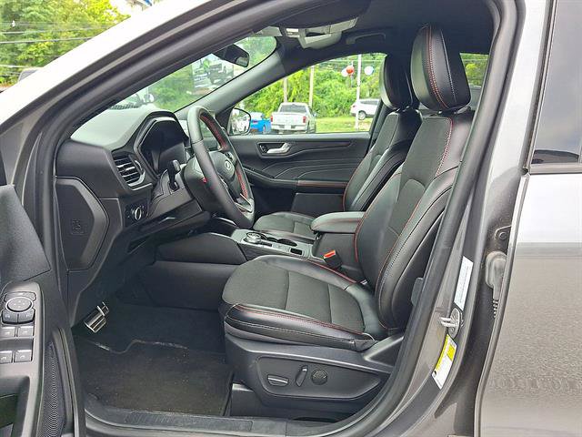 Certified 2024 Ford Escape ST-Line w/ Tech Pack #1 AWD/4WD image 11