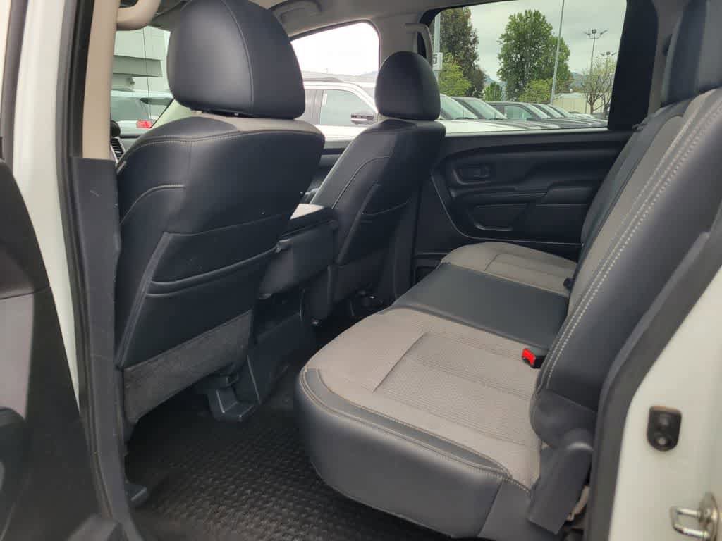 Used 2017 Nissan Titan S RWD image 11