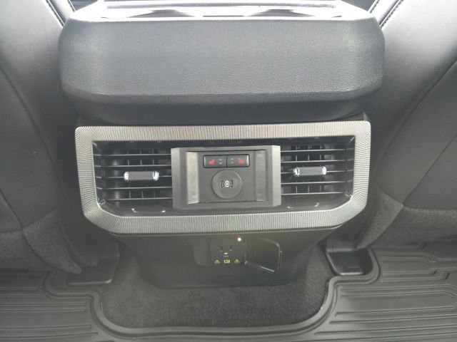Certified 2025 Ford F250 Platinum image 11