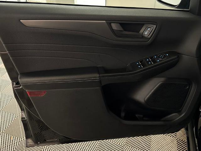 Certified 2025 Ford Escape Active image 15