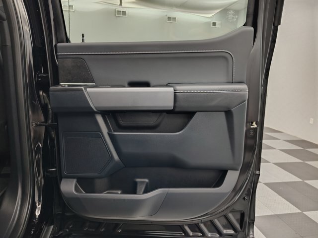 Certified 2025 Ford F150 XLT AWD/4WD image 31