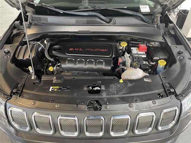 Used 2022 Jeep Compass Latitude AWD/4WD image 37
