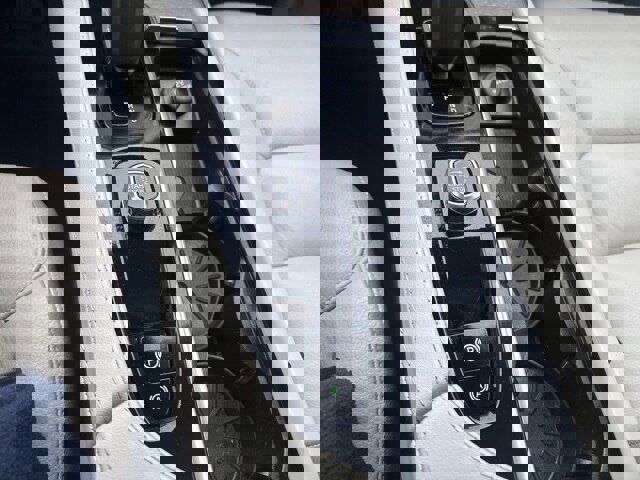 Used 2023 Volvo XC90 T8 Plus w/ Protection Package Premier image 23