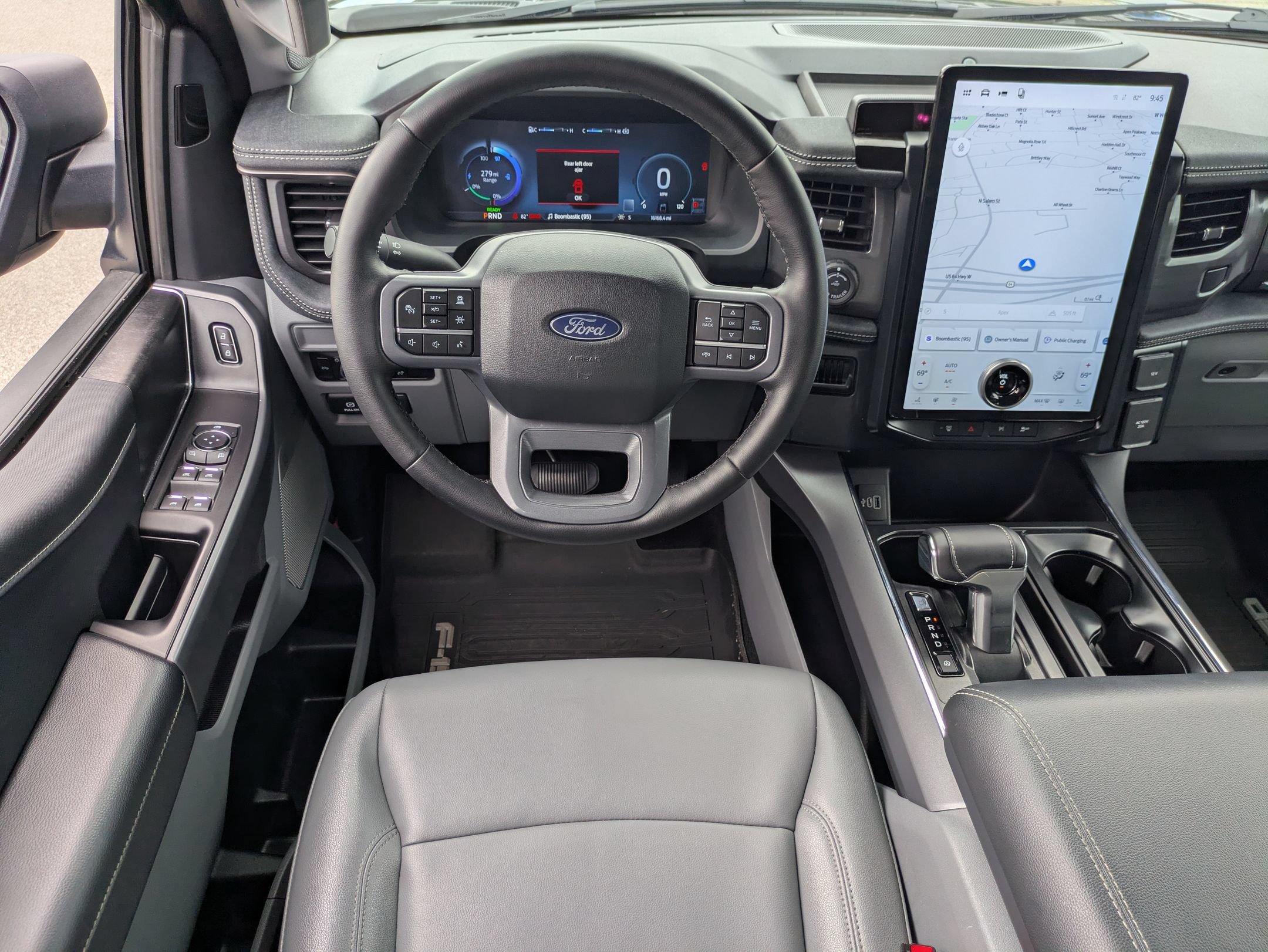 Certified 2025 Ford F150 Lightning Flash AWD/4WD image 35