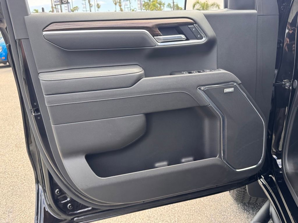 Used 2025 Chevrolet Silverado 1500 LT Trail Boss w/ LT Trail Boss Premium Package image 15