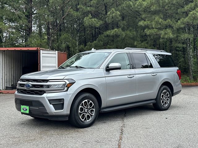 Certified 2024 Ford Expedition Max XLT AWD/4WD image 3