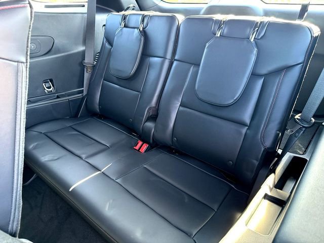 Certified 2025 Ford Explorer ST-Line image 24