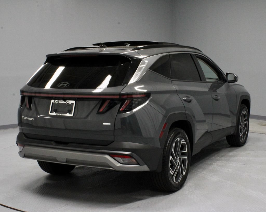 Used 2025 Hyundai Tucson Limited AWD/4WD image 11