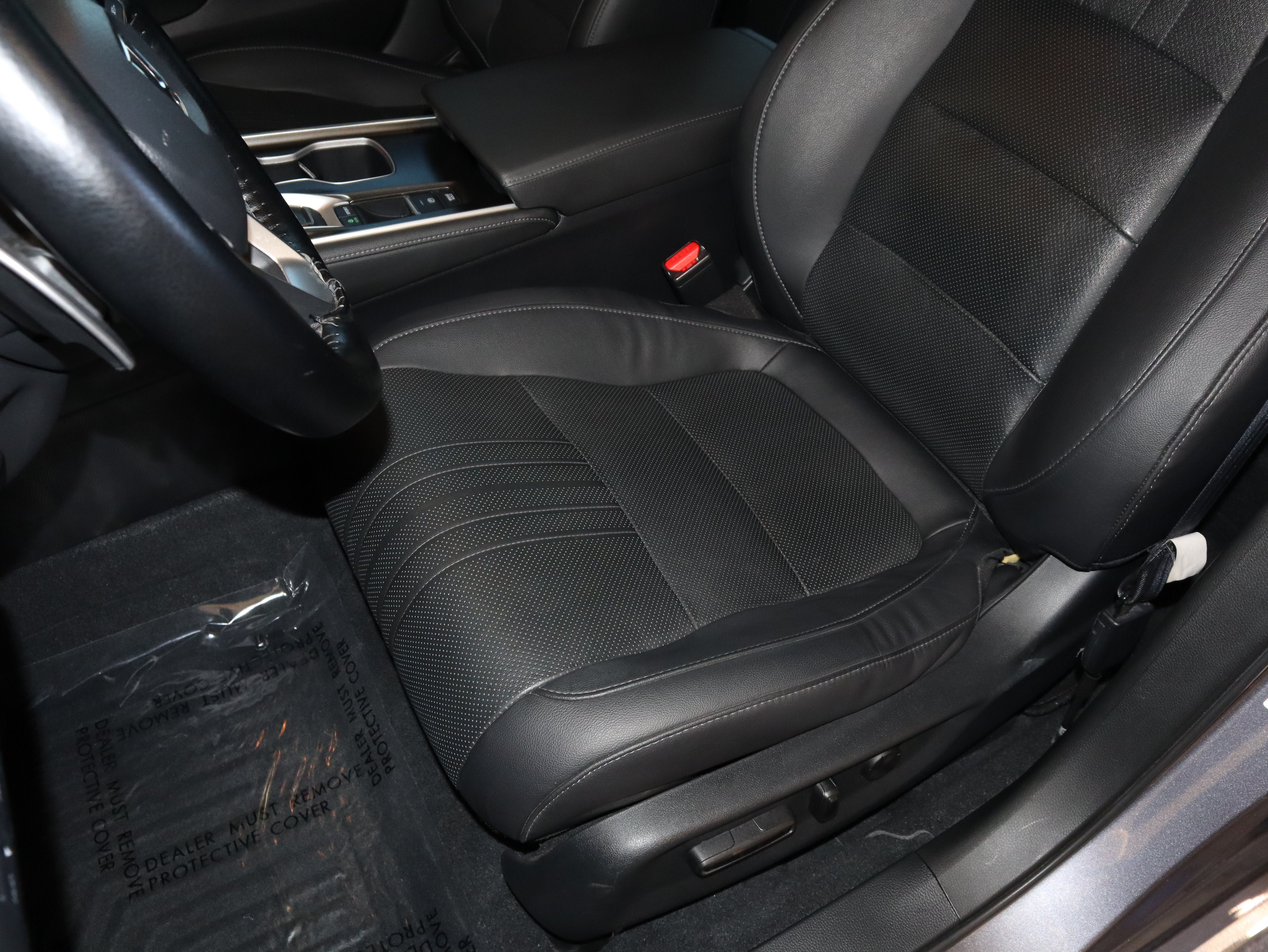 Used 2020 Honda Accord Touring image 35