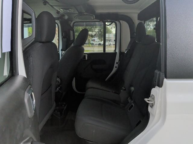 Used 2023 Jeep Gladiator Sport AWD/4WD image 16