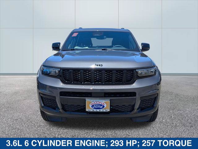 Used 2024 Jeep Grand Cherokee L Laredo AWD/4WD image 8