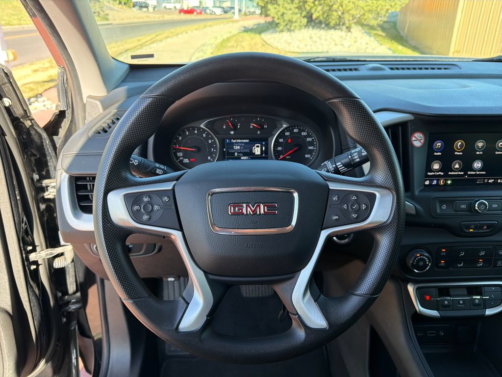 Used 2024 GMC Terrain SLE AWD/4WD image 16