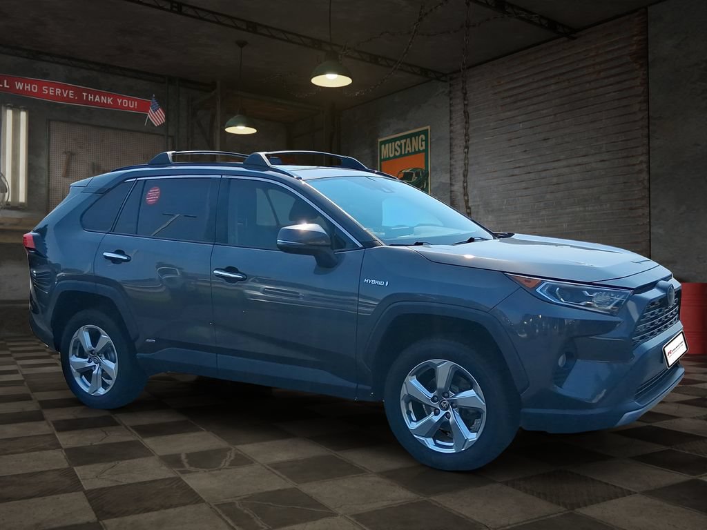 Used 2021 Toyota RAV4 Limited AWD/4WD image 2