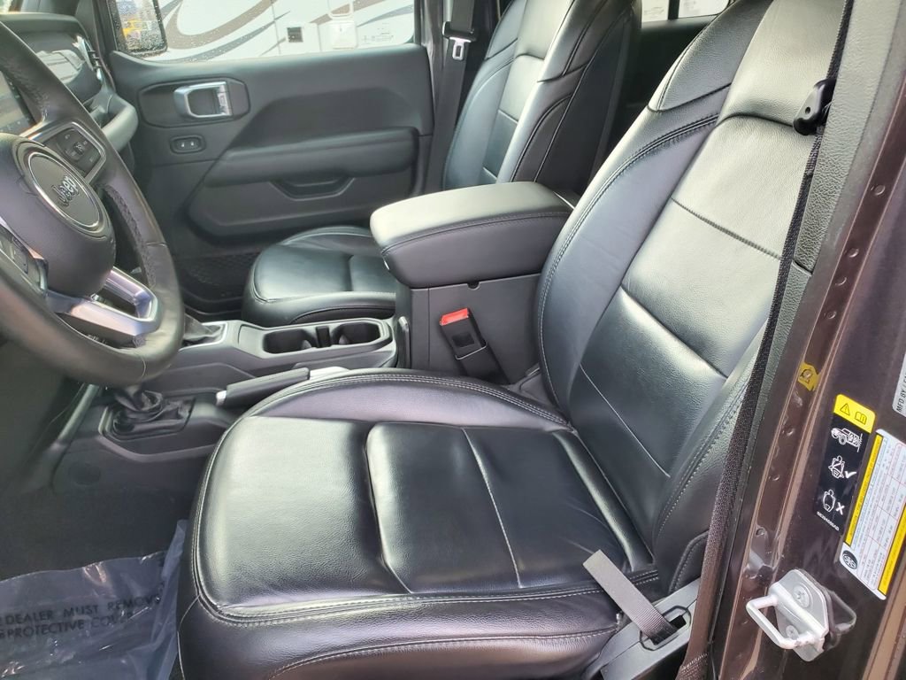 Used 2021 Jeep Wrangler Unlimited Sahara image 20