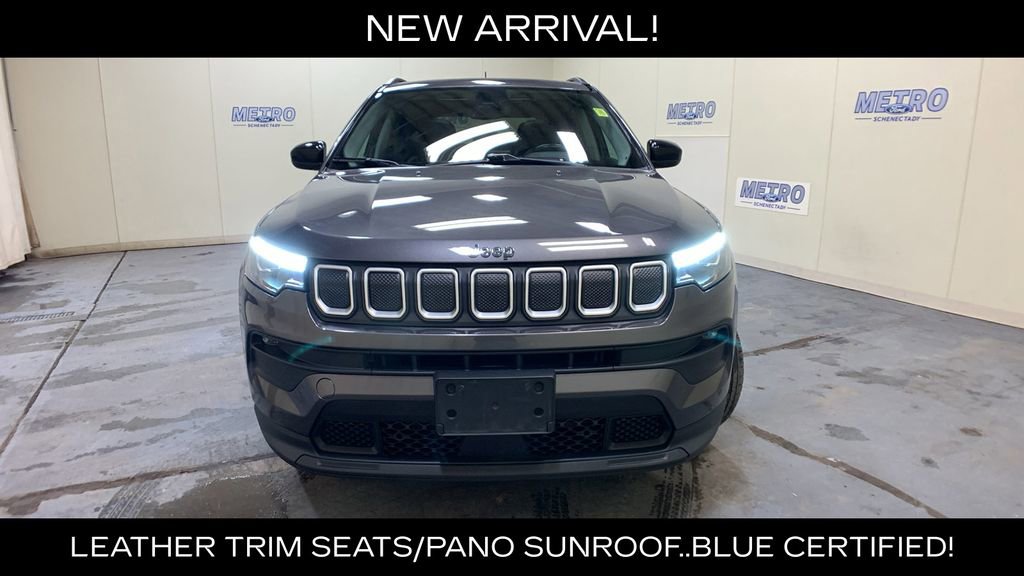 Used 2022 Jeep Compass Latitude w/ Sun and Sound Group AWD/4WD image 8