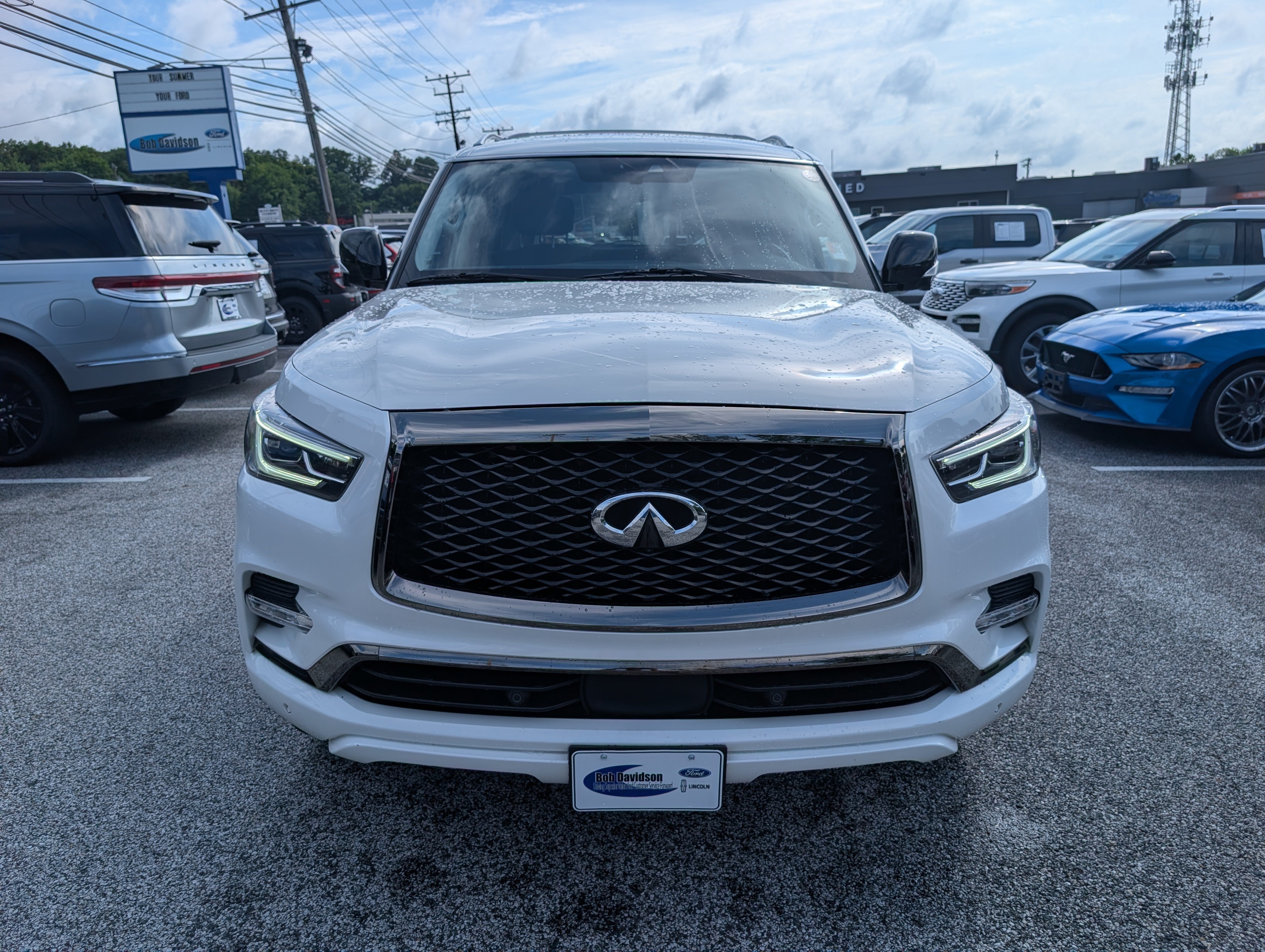 Used 2023 INFINITI QX80 Premium Select w/ Cargo Package AWD/4WD image 10