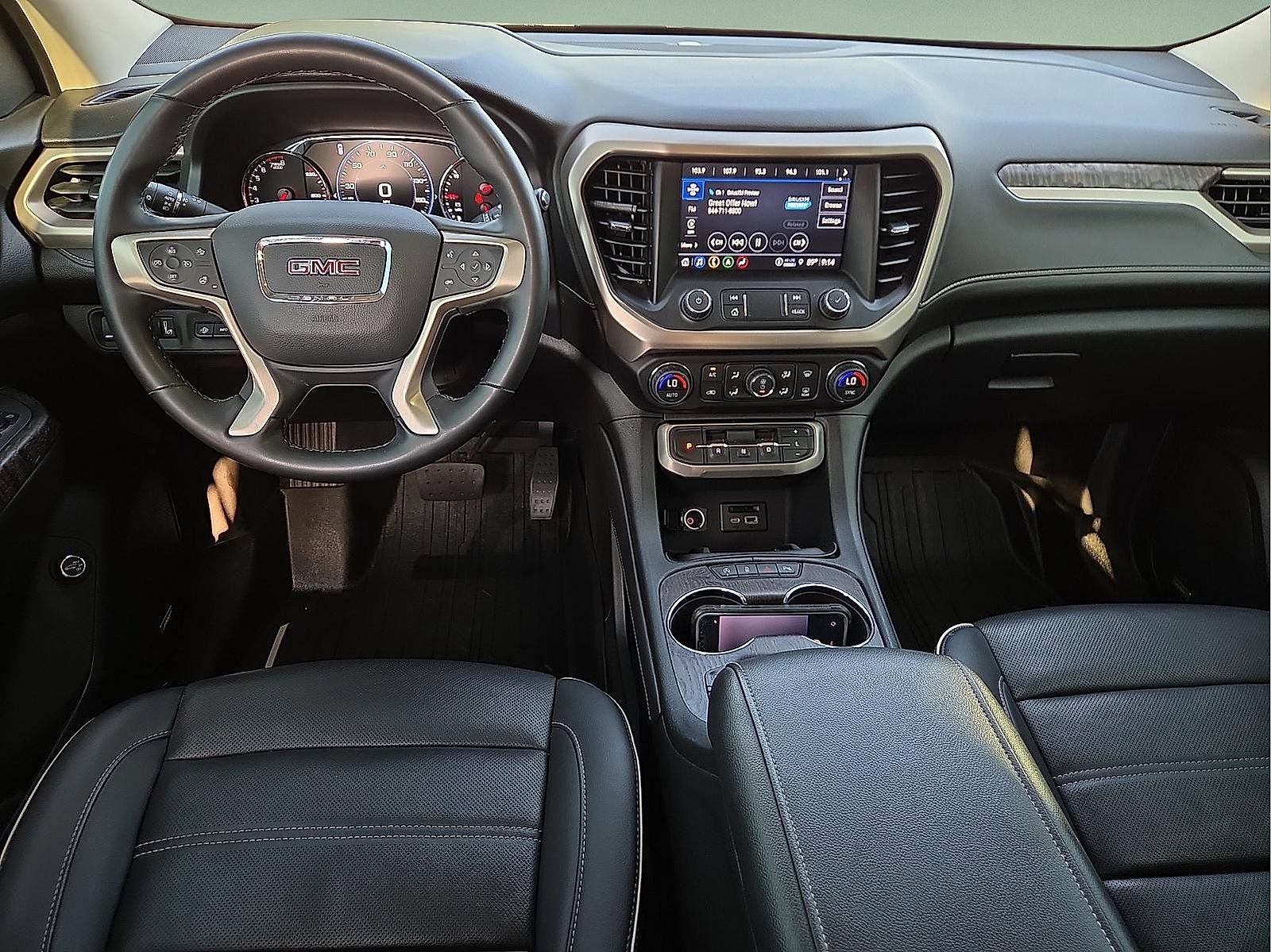 Used 2023 GMC Acadia Denali FWD image 12
